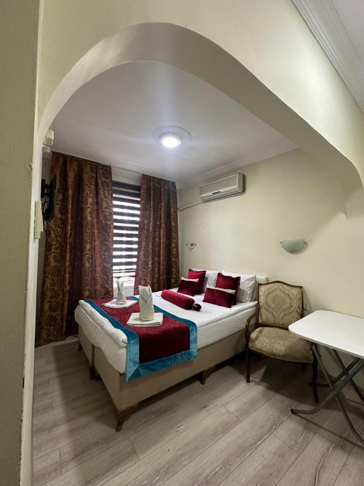 Happy Suite Boutique Hotel อิสตันบูล ภายนอก รูปภาพ