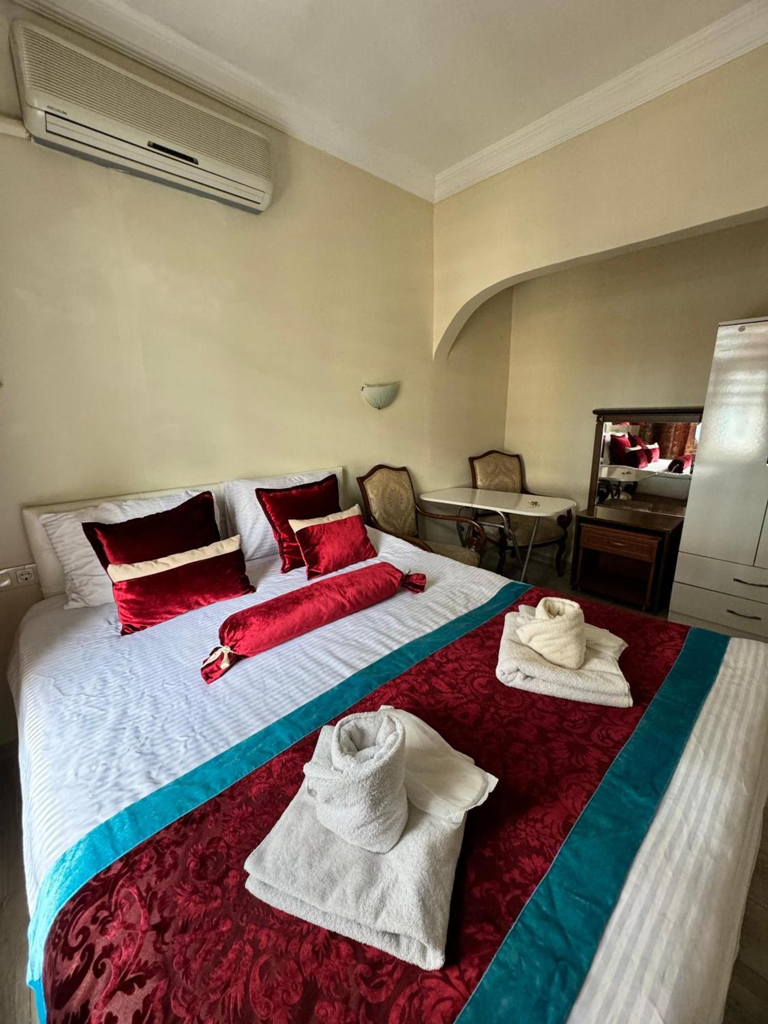 Happy Suite Boutique Hotel อิสตันบูล ภายนอก รูปภาพ
